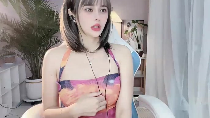 Ella_CC
